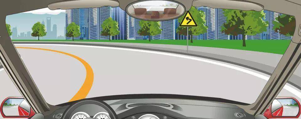 在这段道路上不能掉头。-学法减分拍照搜题