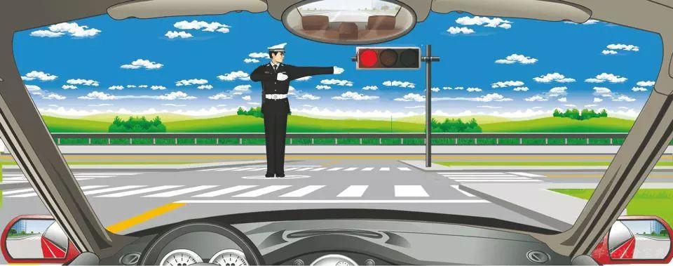 交通警察发出的是右转弯手势信号。-学法减分拍照搜题